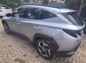 Hyundai Tucson 2022 Silver