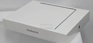 New Laptop Apple MacBook Air 2022 M2 8GB Apple M2 SSD 256GB