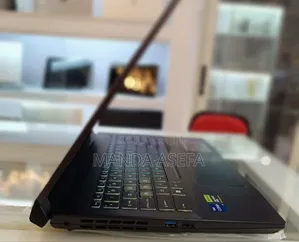 New Laptop MSI 16GB Intel Core I7 SSD 512GB