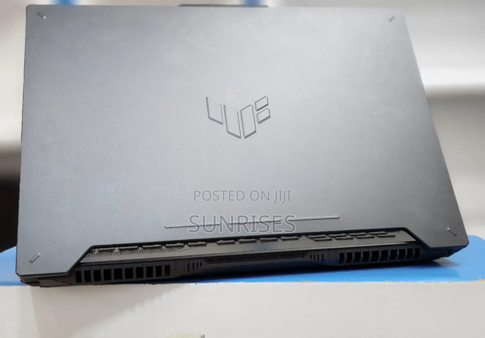 New Laptop Asus TUF Gaming FX504 16GB AMD Ryzen 9 SSD 1T