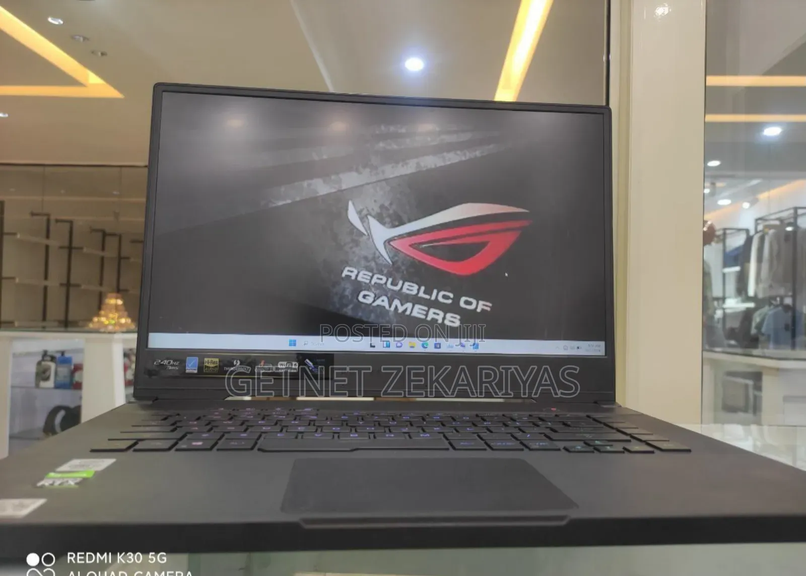 New Laptop Asus ROG Zephyrus G15 16GB Intel Core I7 SSD 1T