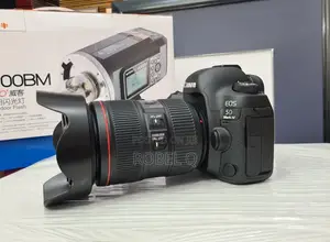 Photo - Camera 5D Mark IV