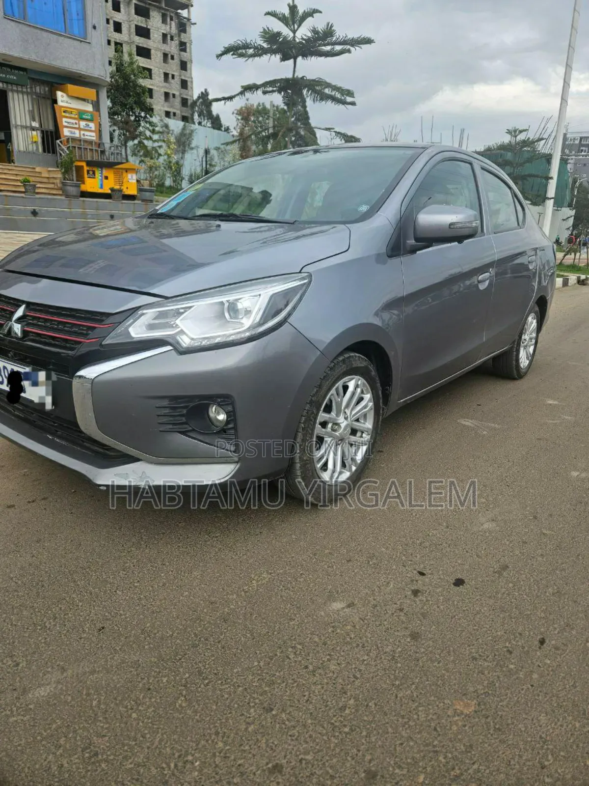 Mitsubishi Attrage 2021 Gray