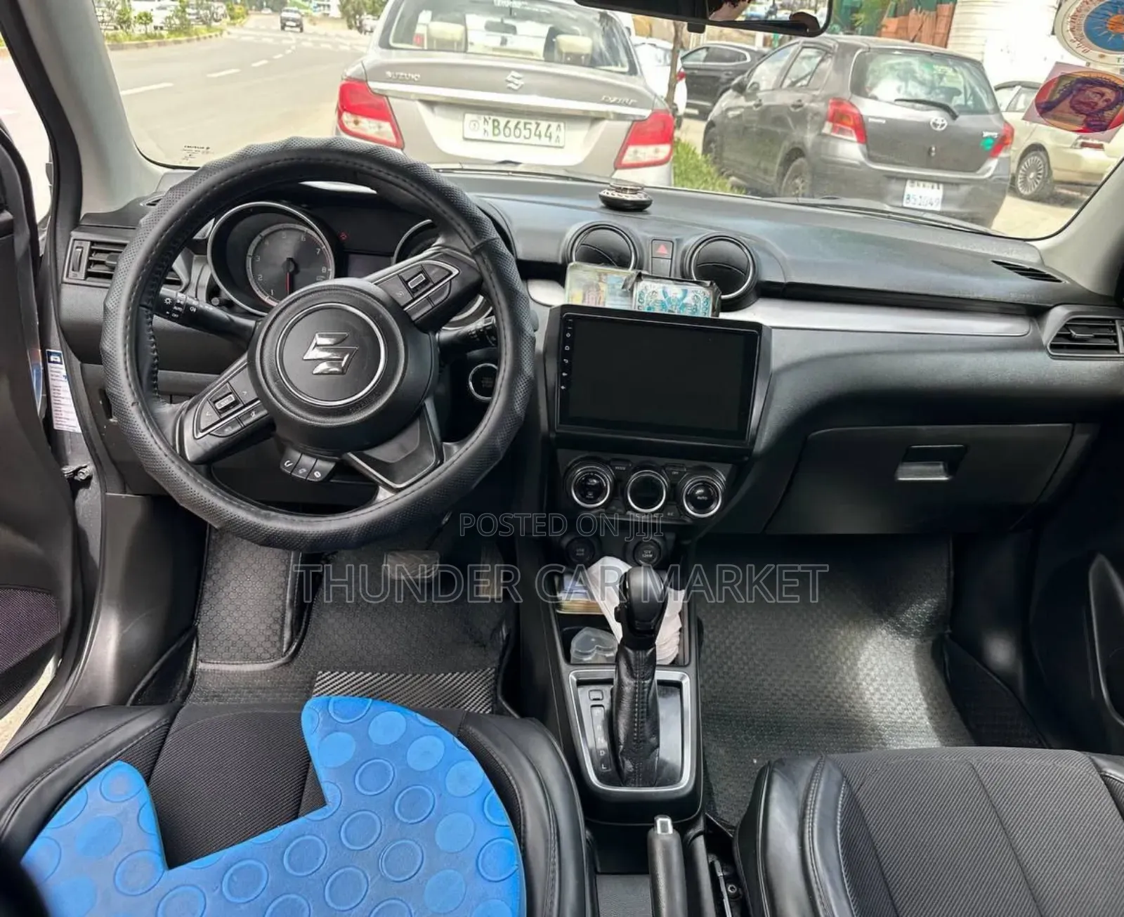 Suzuki Swift 2022 Silver