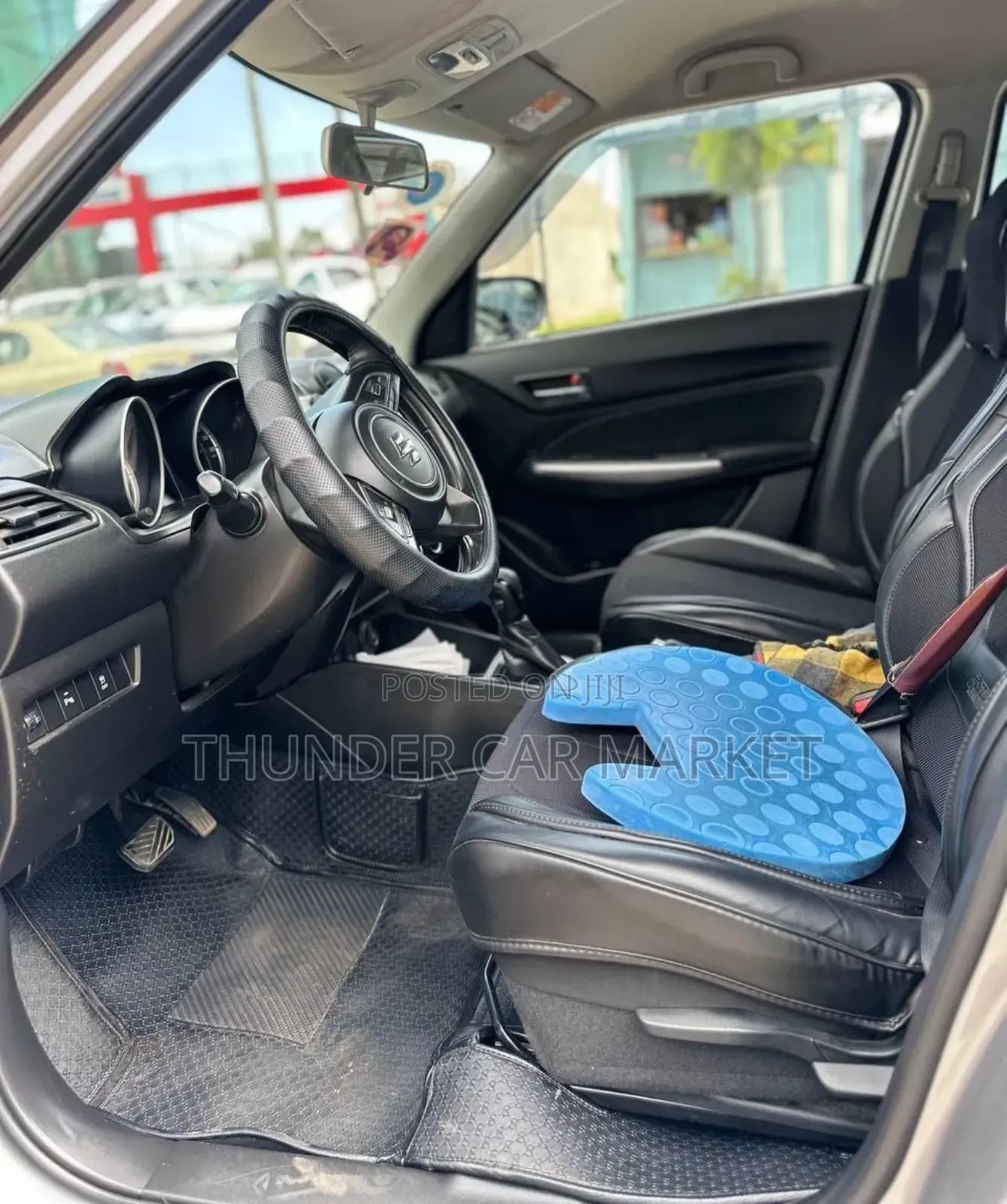 Suzuki Swift 2022 Silver