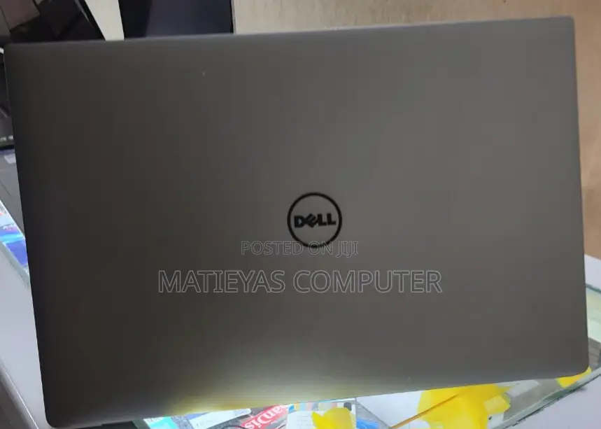 New Laptop Dell 16GB Intel Core I5 SSD 512GB