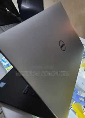 New Laptop Dell 16GB Intel Core I5 SSD 512GB