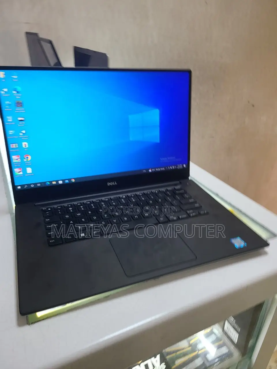 New Laptop Dell 16GB Intel Core I5 SSD 512GB