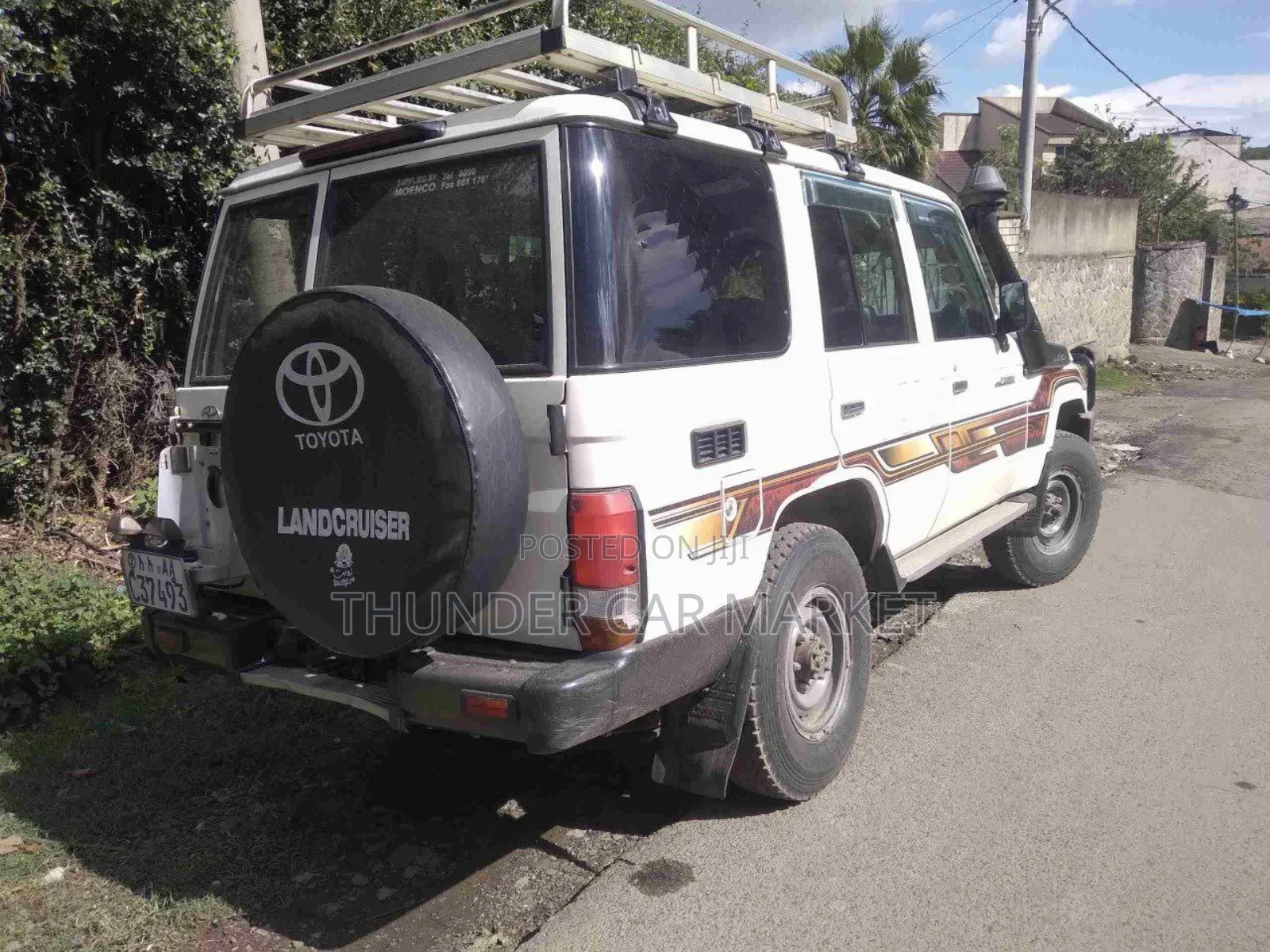 Toyota Land Cruiser 2017 White