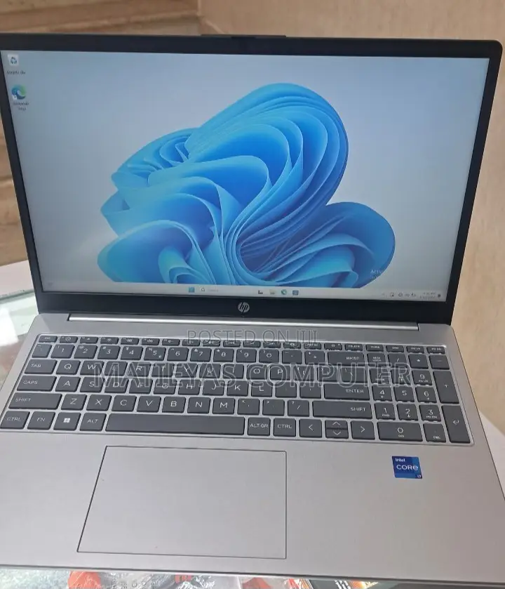 New Laptop HP Stream Notebook 8GB Intel Core I7 SSD 512GB