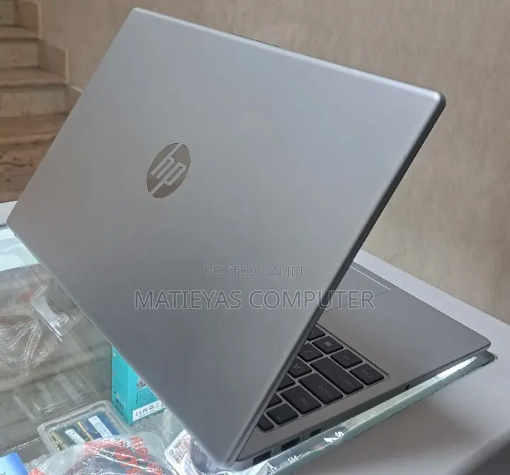 New Laptop HP Stream Notebook 8GB Intel Core I7 SSD 512GB