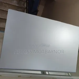 New Laptop Asus VivoBook 15 X505BA 16GB Intel Core I7 SSD 512GB