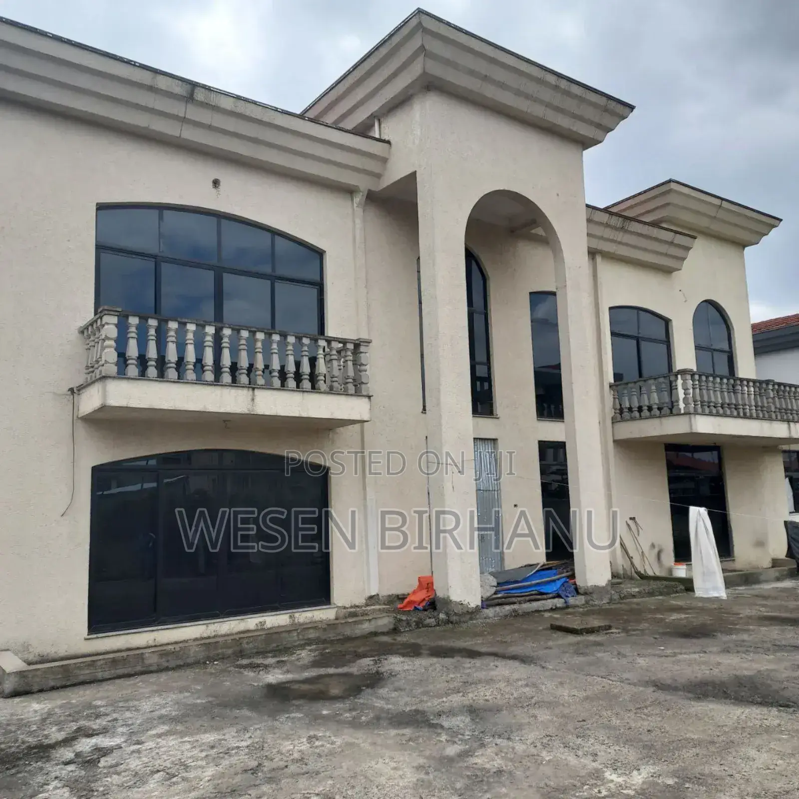 9bdrm House in ሮዘታ ዉስጥ ነቅ, Bole for sale