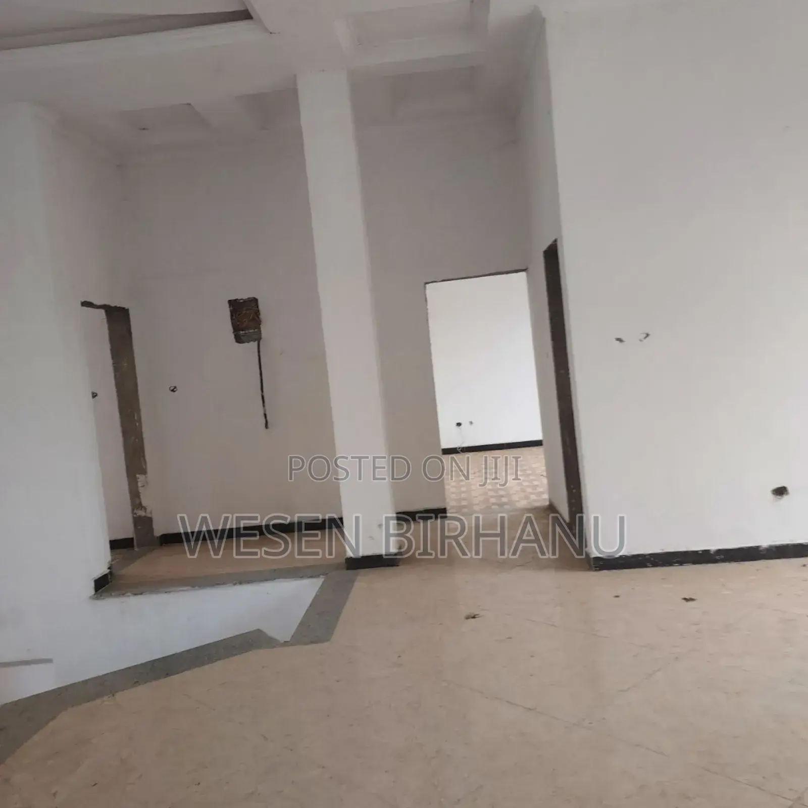 9bdrm House in ሮዘታ ዉስጥ ነቅ, Bole for sale