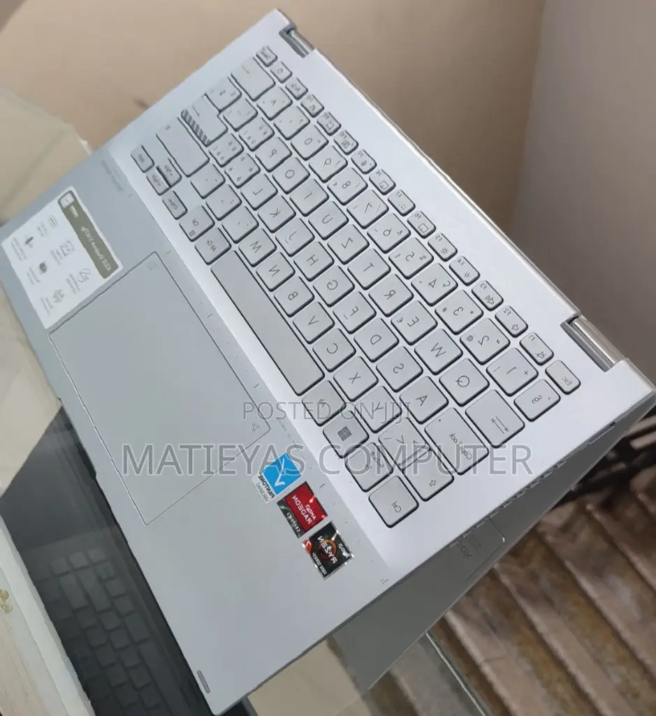 New Laptop Asus Vivobook 16 16GB AMD Ryzen 7 SSD 1T