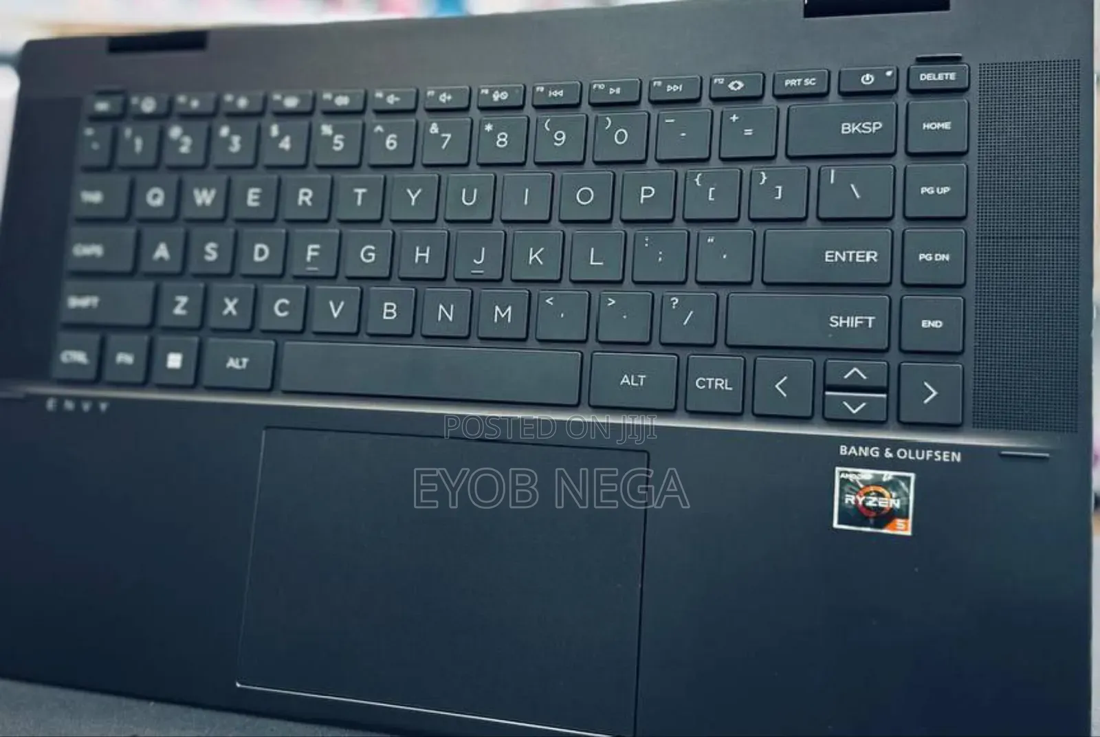 New Laptop HP Envy X360 8GB AMD Ryzen 5 SSD 512GB