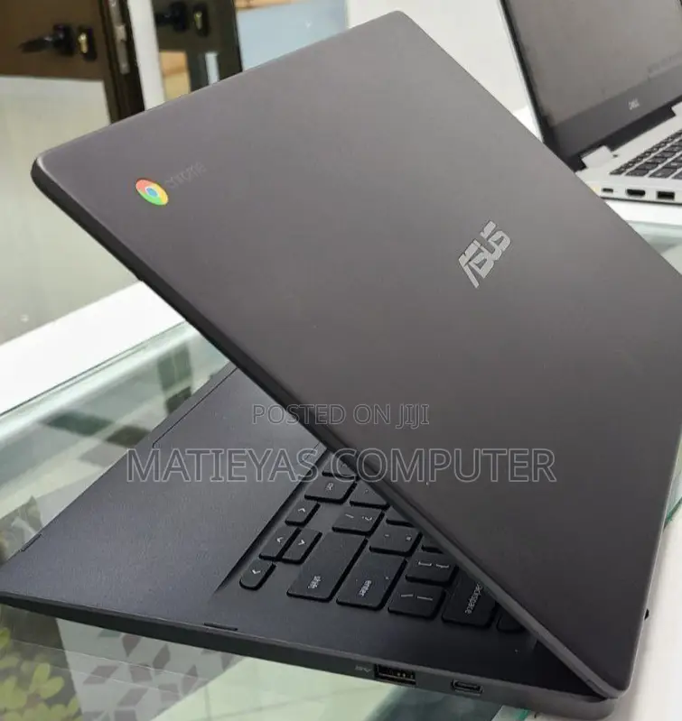 New Laptop Samsung Chromebook Plus 4GB Intel Core 2 Duo SSD 32GB