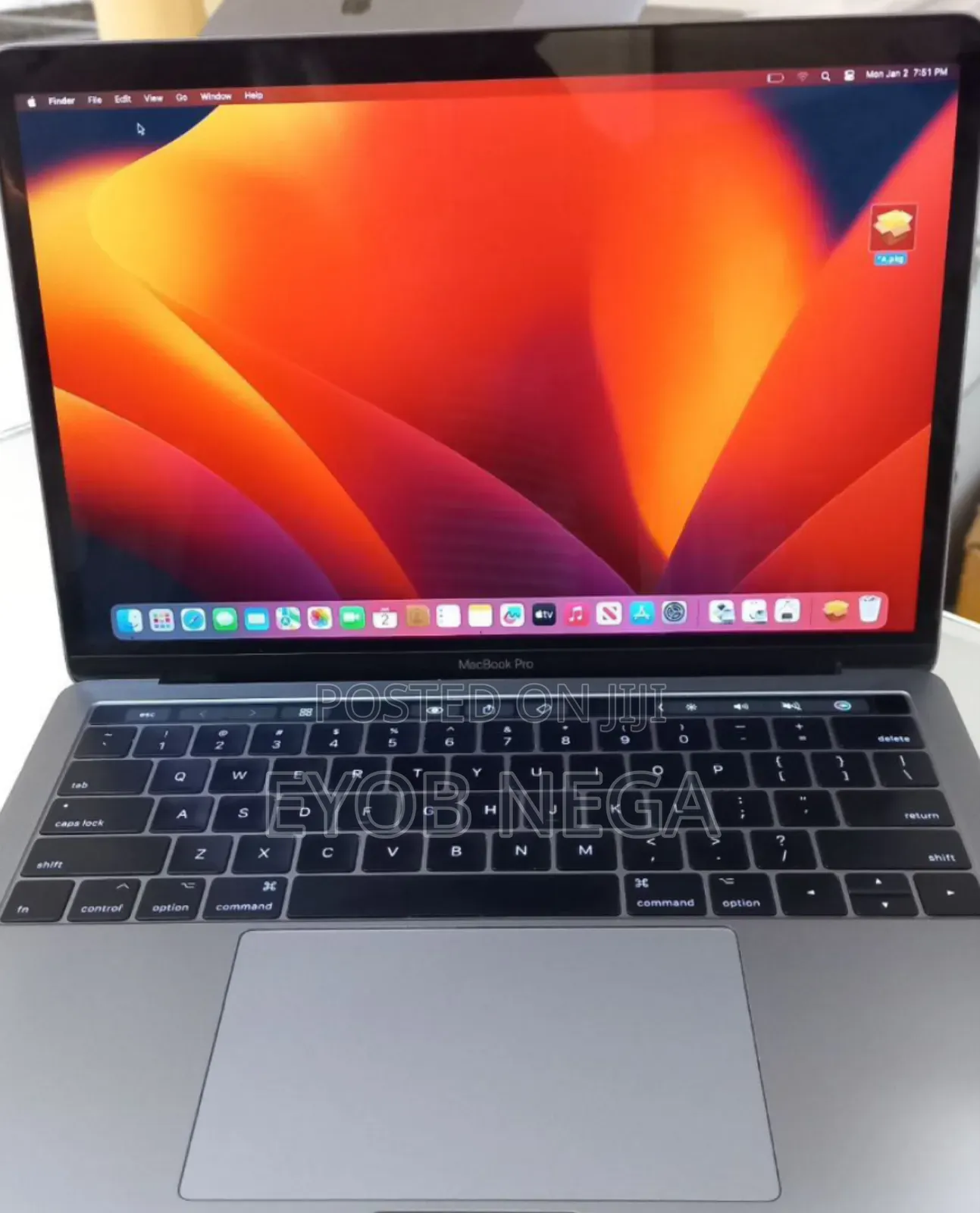 New Laptop Apple MacBook Pro 2017 8GB Intel Core I5 SSD 256GB