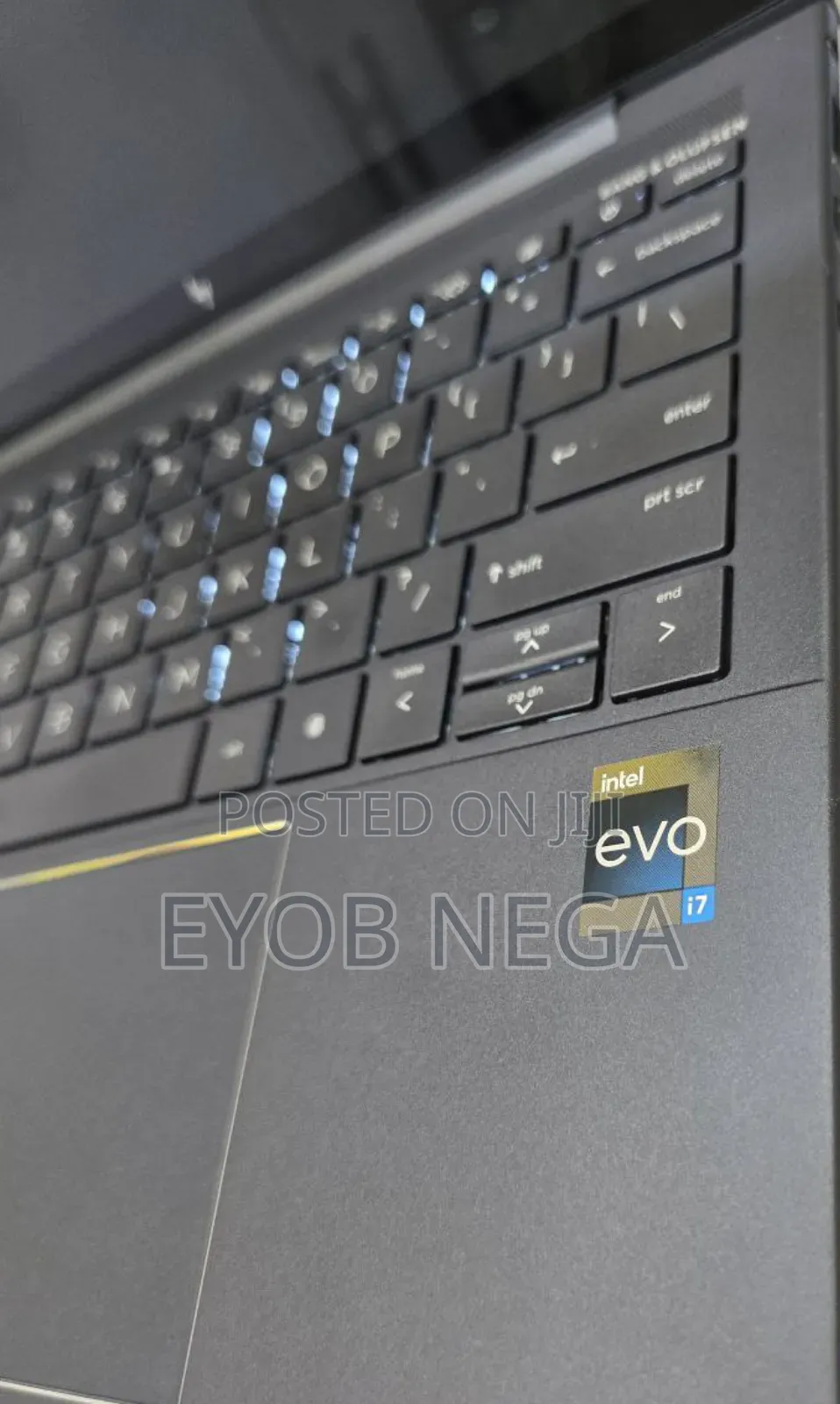 New Laptop HP Dragonfly G4 16GB Intel Core I7 SSD 512GB