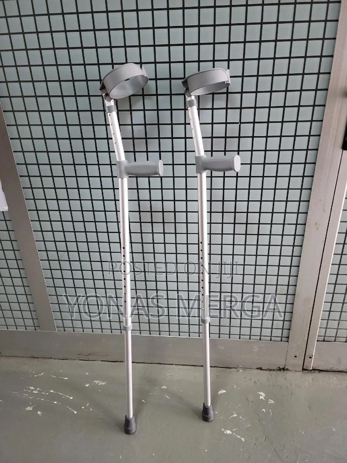 Elbow Crutches፰‱Crutches፶❭Crutches፴⎡Crunch፬[]Crutches