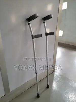 Photo - Durable Crutches፵{Crutches}፪cranch፰฿Crutches፲0crutches