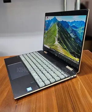 New Laptop HP Spectre 8GB Intel Core I7 SSD 512GB