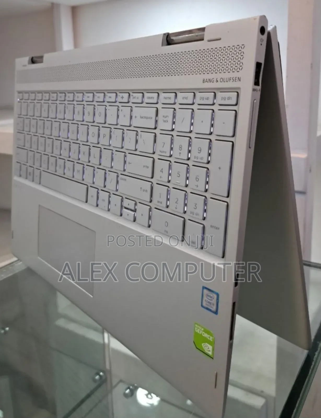 New Laptop HP Envy X360 20GB Intel Core I5 SSD 256GB