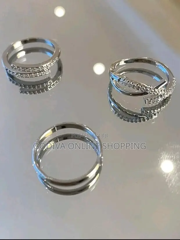 2 PCS Ring Available on Hand