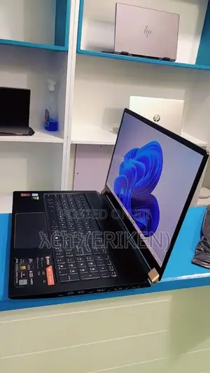 New Laptop MSI Stealth GS77 16GB Intel Core I7 SSD 1T