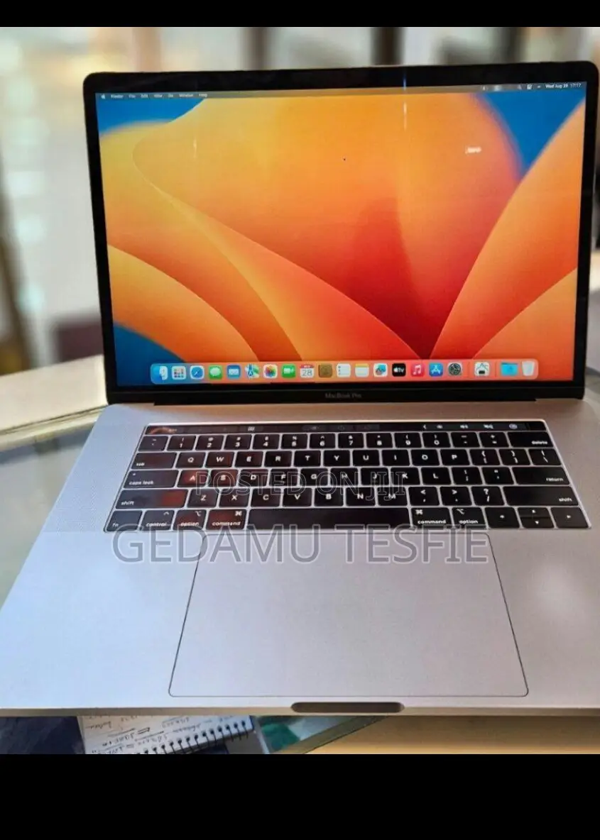 New Laptop Apple MacBook 2018 32GB Intel Core i9 SSD 1T