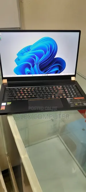 New Laptop MSI GS75 Stealth 16GB Intel Core I7 SSD 1T