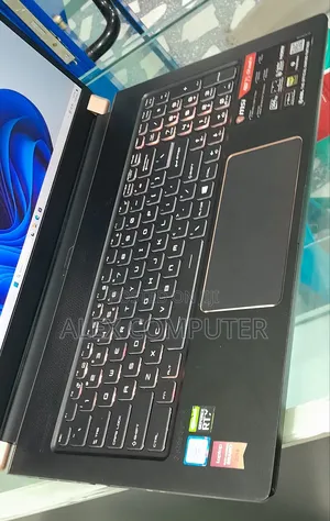 New Laptop MSI GS75 Stealth 16GB Intel Core I7 SSD 1T