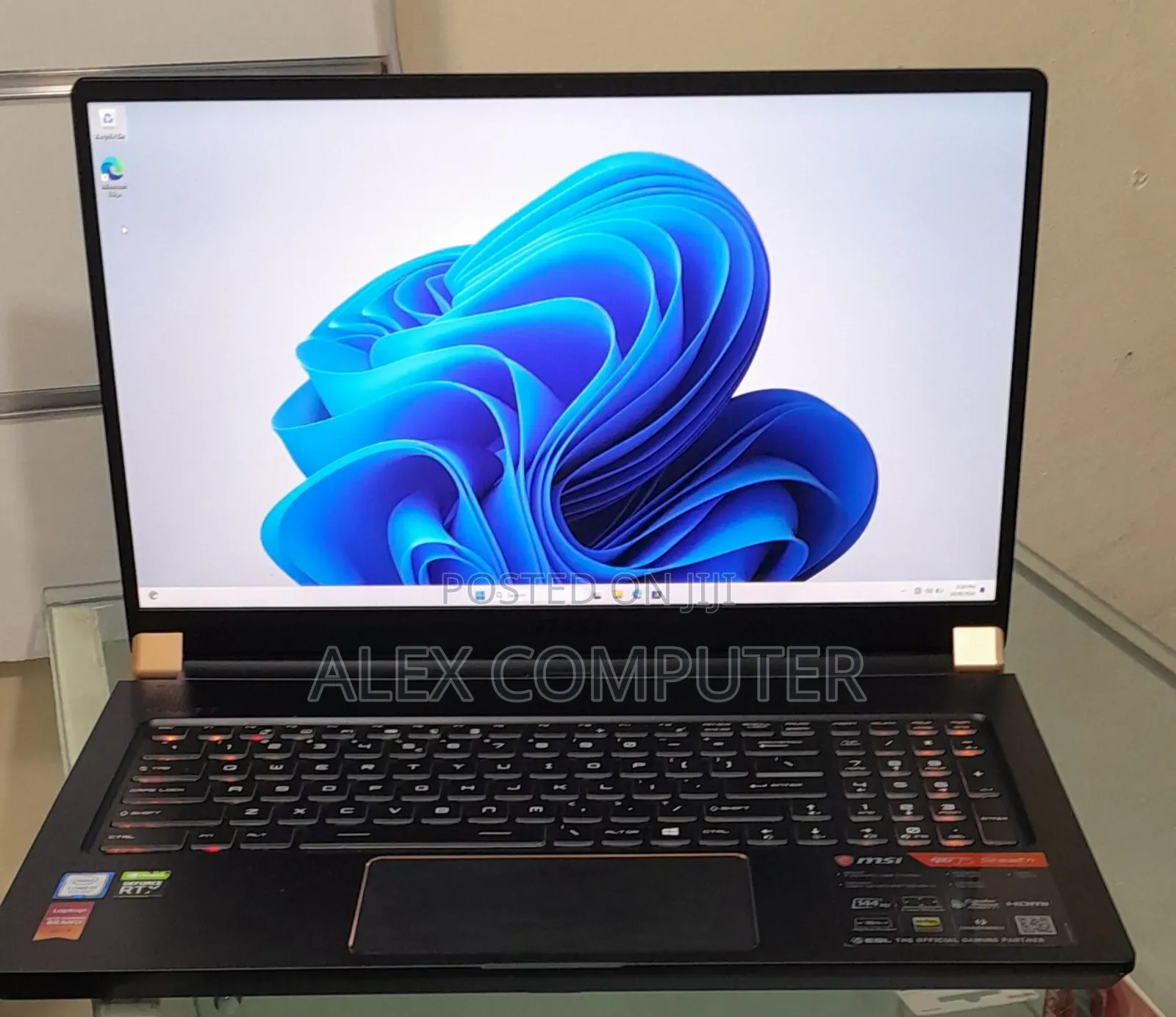 New Laptop MSI GS75 Stealth 16GB Intel Core I7 SSD 1T