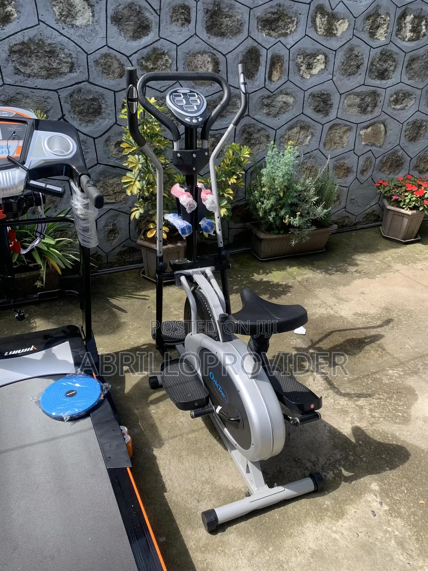 New Cross Trainers//4 in 1 Sport Bike//Stationery Bike