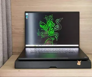 New Laptop Razer Blade 32GB Intel Core I9 SSD 2T