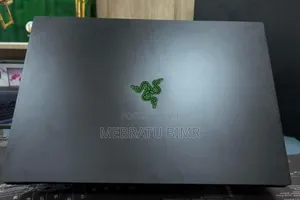 New Laptop Razer Blade 32GB Intel Core I9 SSD 2T