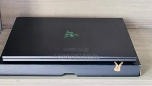 New Laptop Razer Blade 32GB Intel Core I9 SSD 2T