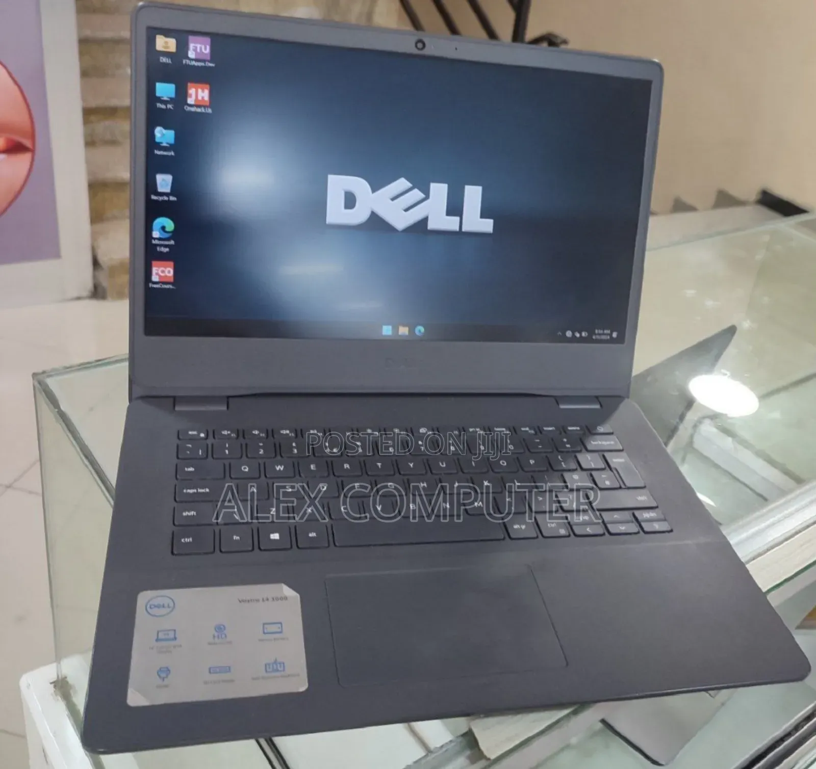 New Laptop Dell Vostro 14 3000 8GB Intel Core I5 SSD 512GB