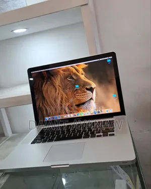 New Laptop Apple MacBook Pro 2010 4GB Intel Core I7 HDD 320GB