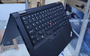 Photo - New Laptop Lenovo ThinkPad Yoga 16GB Intel Core I5 SSD 512GB