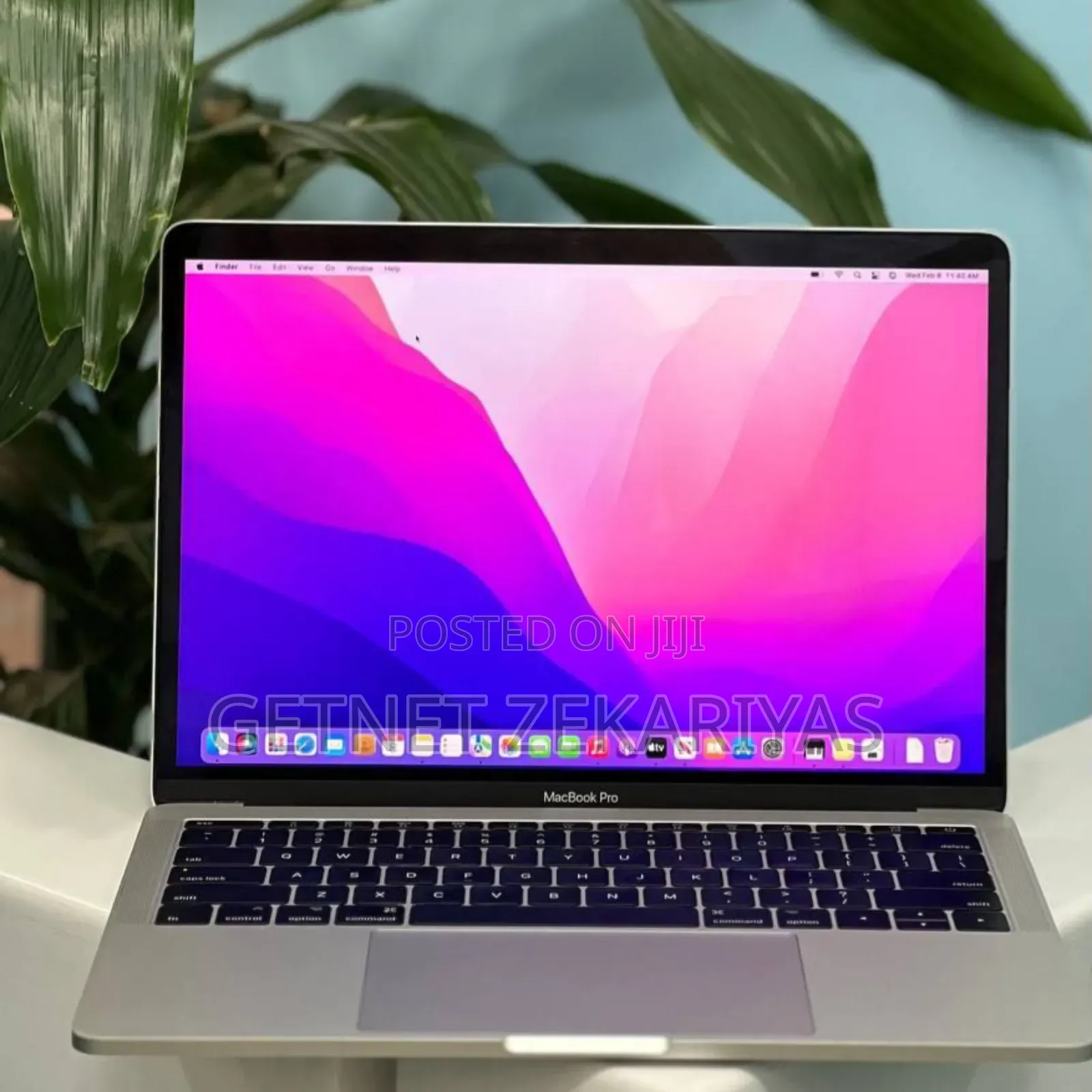 New Laptop Apple MacBook Pro 2017 8GB Intel Core I5 SSD 256GB