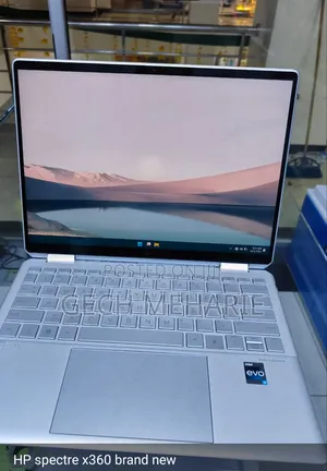 New Laptop HP Spectre X360 8GB Intel Core I5 SSD 512GB