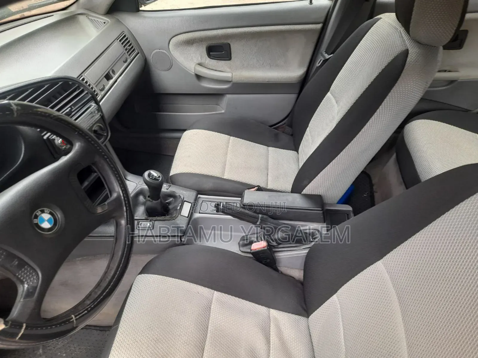 BMW 318i 1992 Burgundy