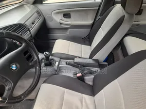 BMW 318i 1992 Burgundy