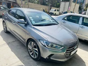 Hyundai Avante 2017 Gray