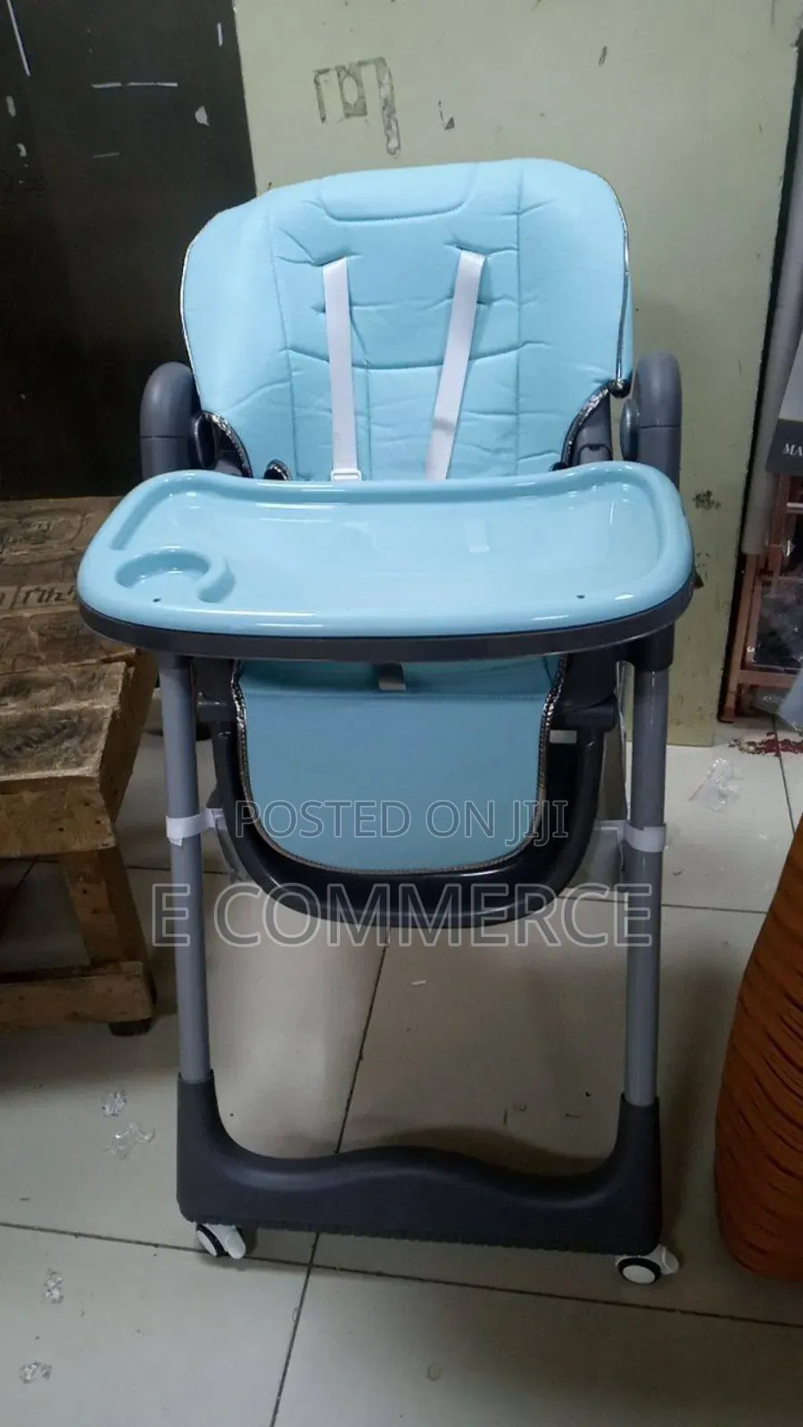 Multifunction Baby Feeding Chair 
Foldable High Chair