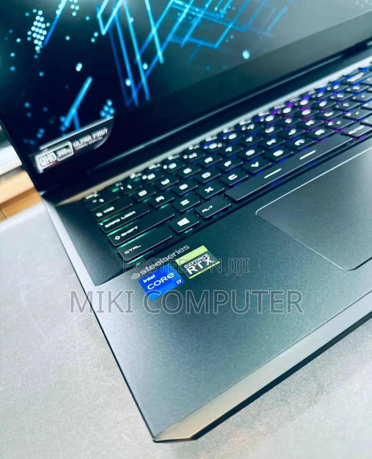 New Laptop MSI GP75 Leopard 16GB Intel Core I7 SSD 512GB