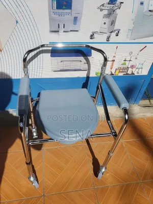 Commode Chair With Wheel