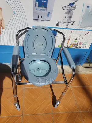 Commode Chair With Wheel