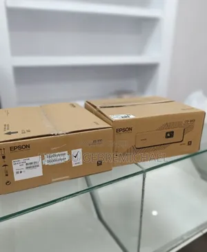 Epson Projector BRAND NEW Model EB-E10